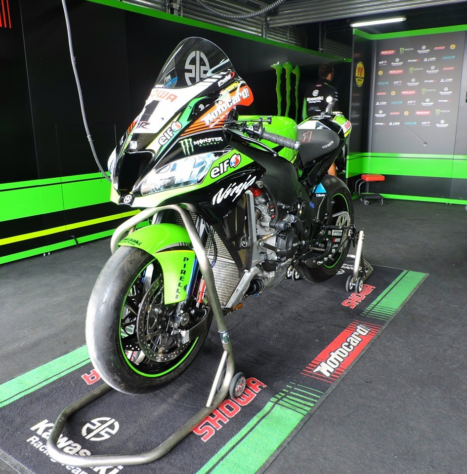 Gran presencia de Kawasaki en el Superbike